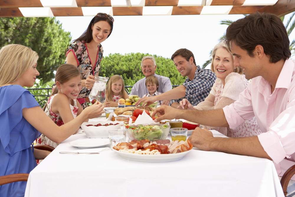 Throw the perfect July 4 pool party