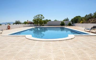 3 reasons to get a concrete pool