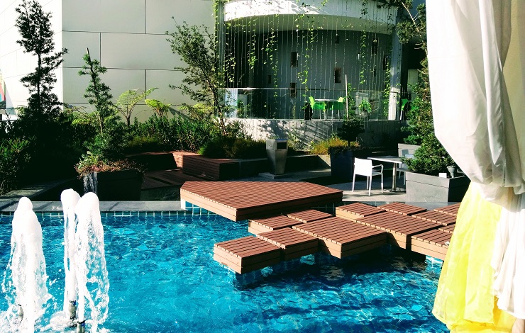 Should you add a swimming pool fountain?